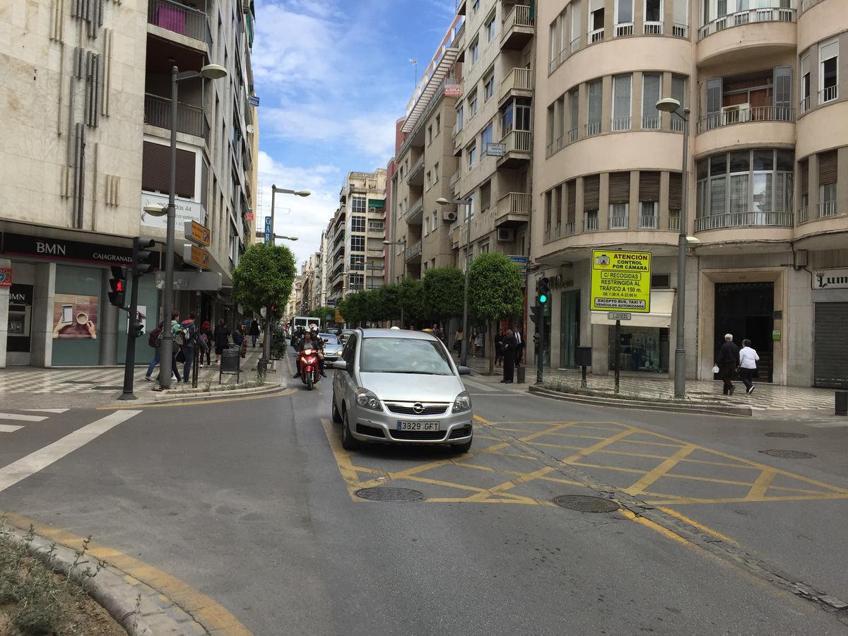 Piso En Calle Recogidas Granada Exteriér fotografie